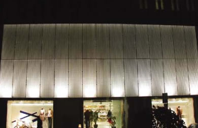 玻璃钢装饰幕墙夜景